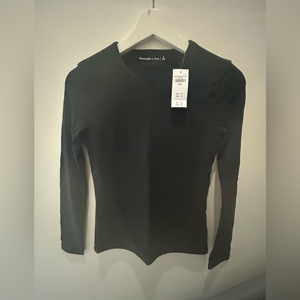 Abercrombie & Fitch Black small long sleeve top